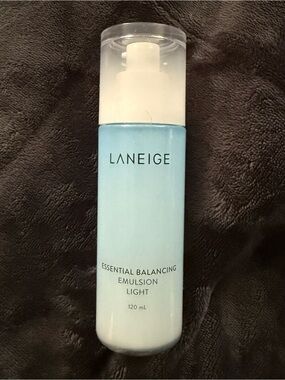 LANEIGE Essential Balancing Emulsion Light - for Oily skin